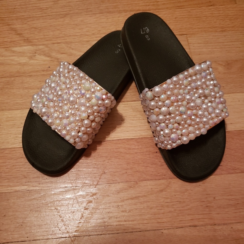 Pearl Slides